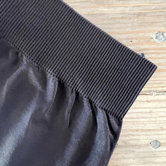 Guess Jeans Ultra Smooth Leggings - Brown, Below Knee - Picture 4 of 4